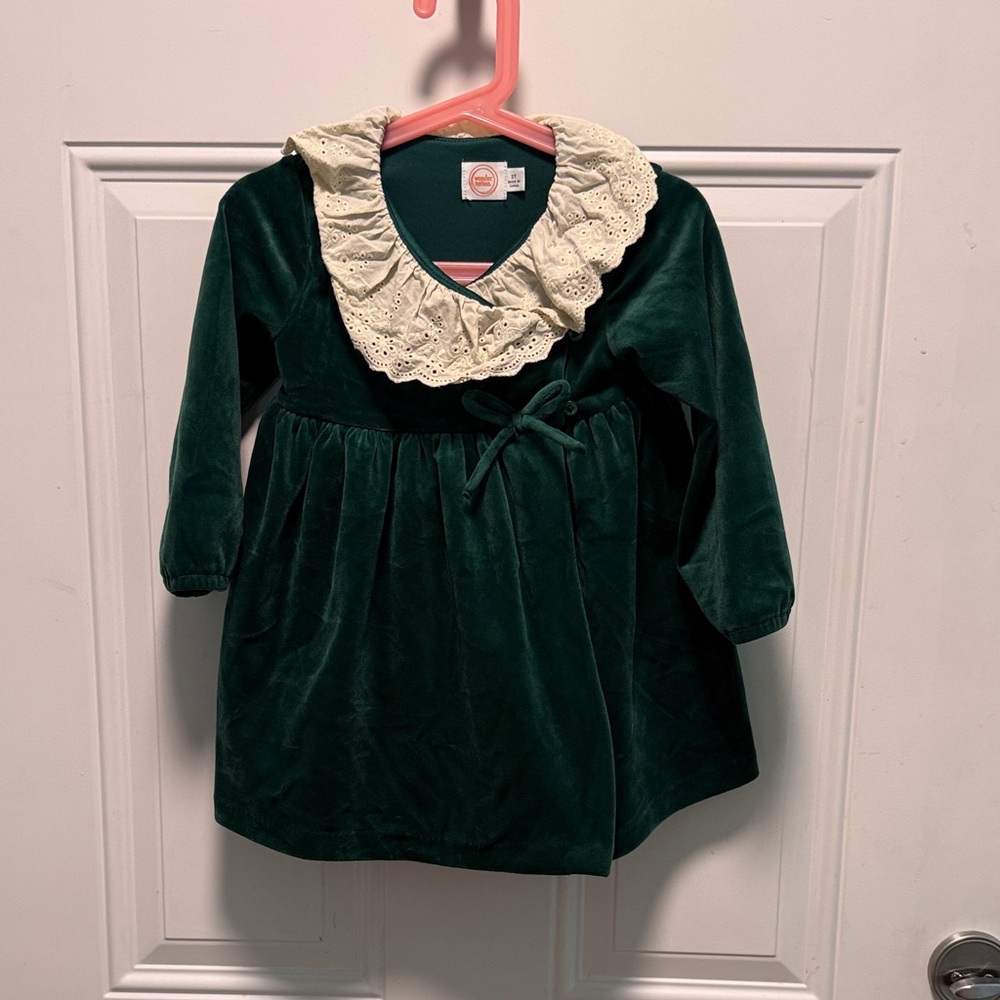 Wonder Nation Green Dress with Lace Detail